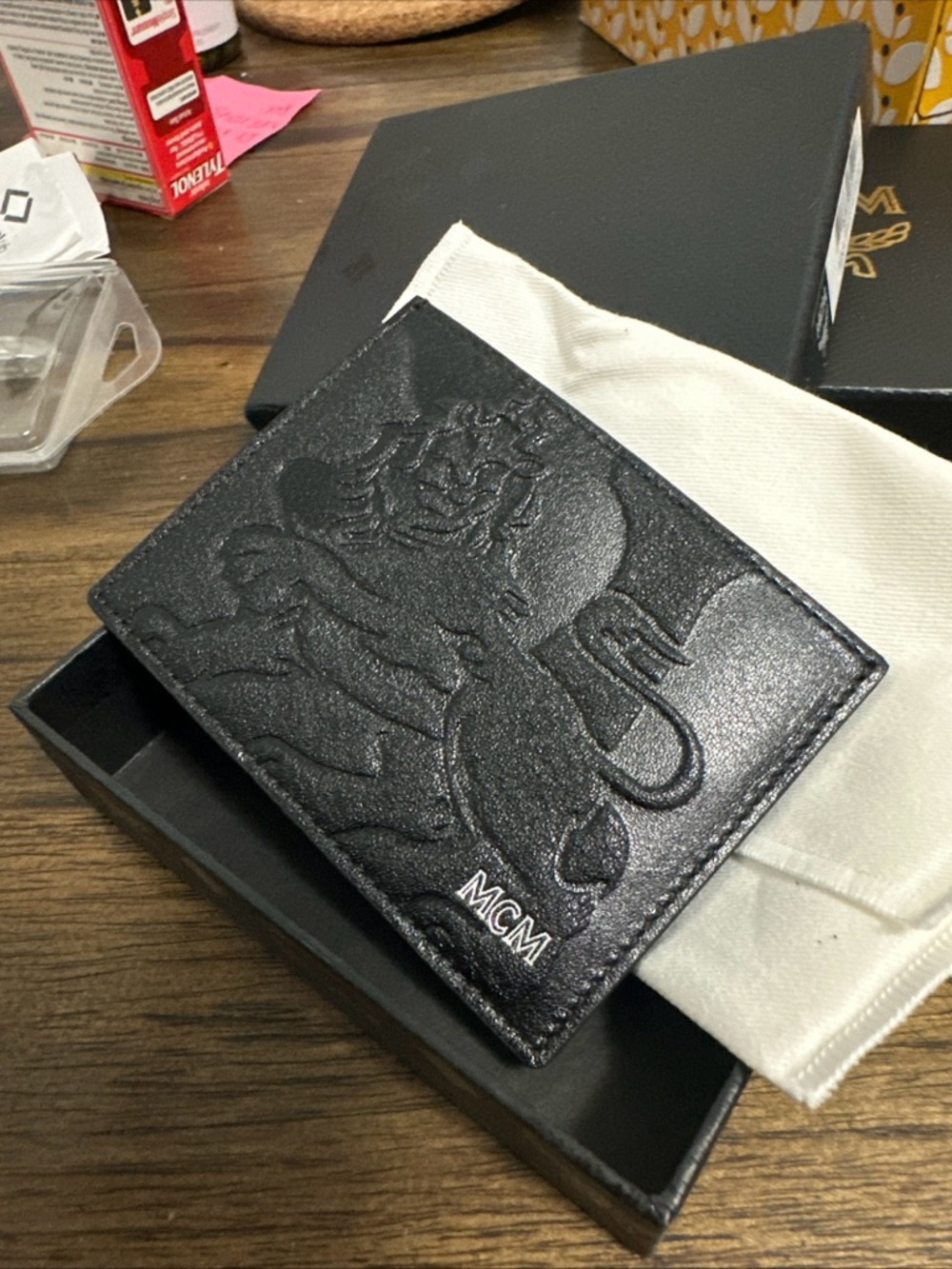 MCM Black Embossed Leather Lion Card Holder - Picture 4 of 4